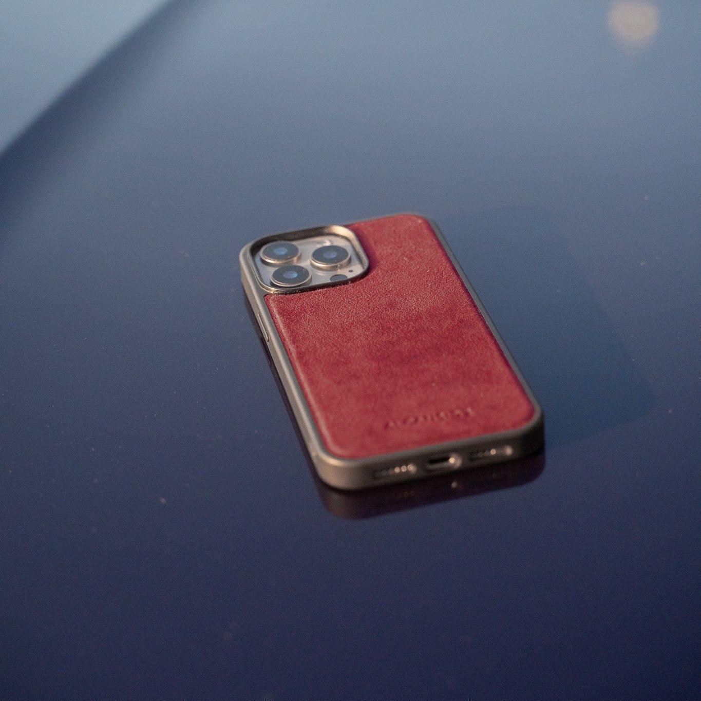 iPhone 13 Pro - Alcantara Back Cover - Rood